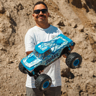 ARRMA QUAKE 4S DSC White/Blue – manufacturer photo