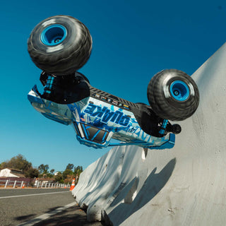 ARRMA QUAKE 4S DSC White/Blue – manufacturer photo