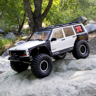 Axial SCX10 III Jeep Cherokee XJ White - image 8